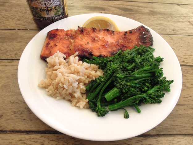 Roasted salmon with soy-marmelade glazed, brown rice, and sauteed broccolini
